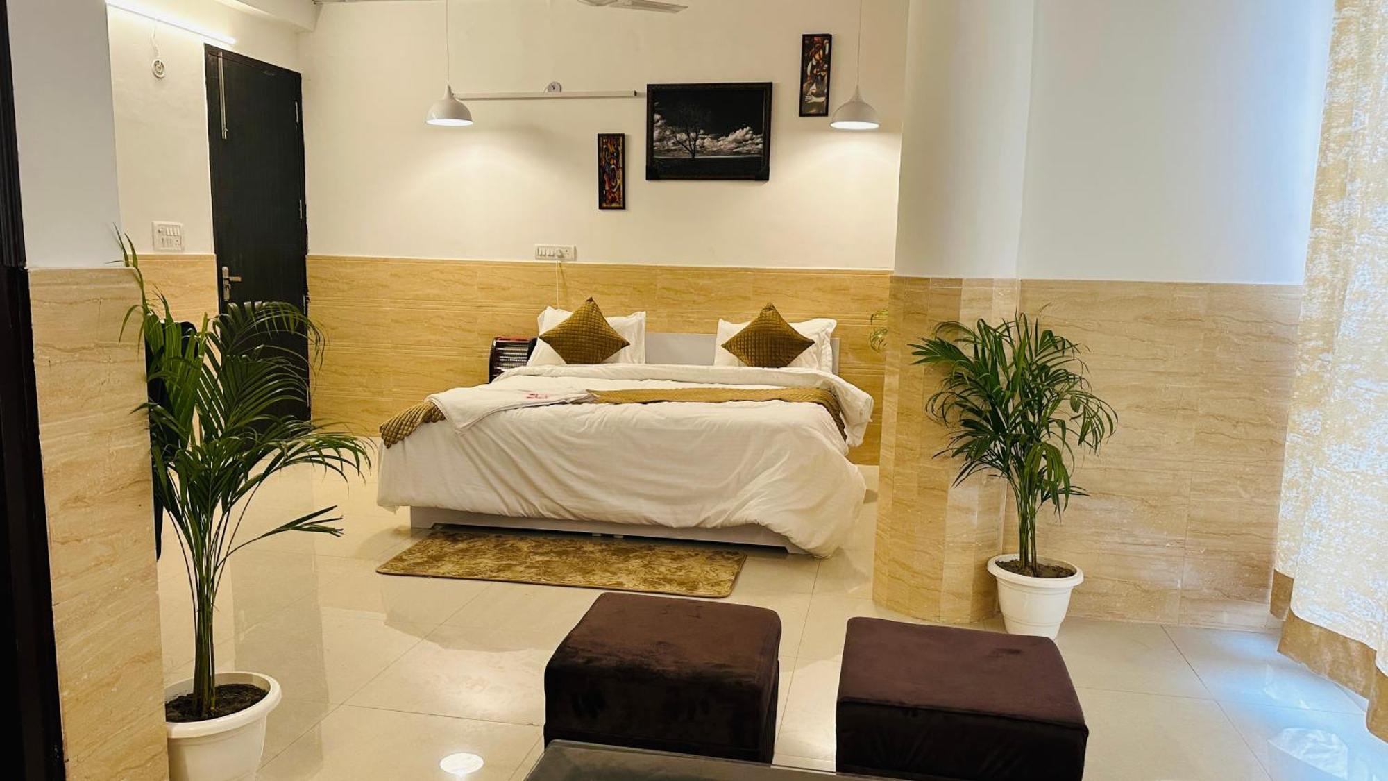 Hotel Relax In - Noida Sector 18 エクステリア 写真