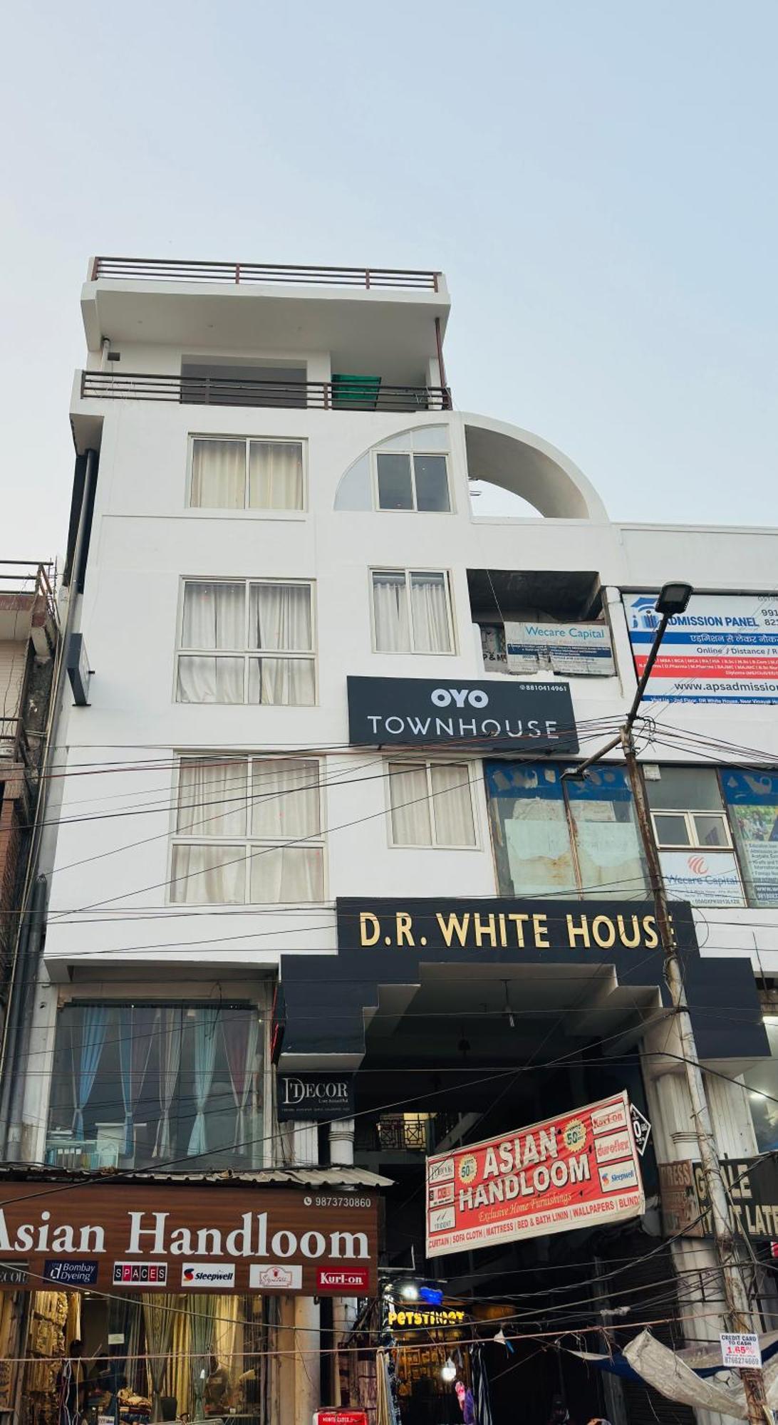 Hotel Relax In - Noida Sector 18 エクステリア 写真